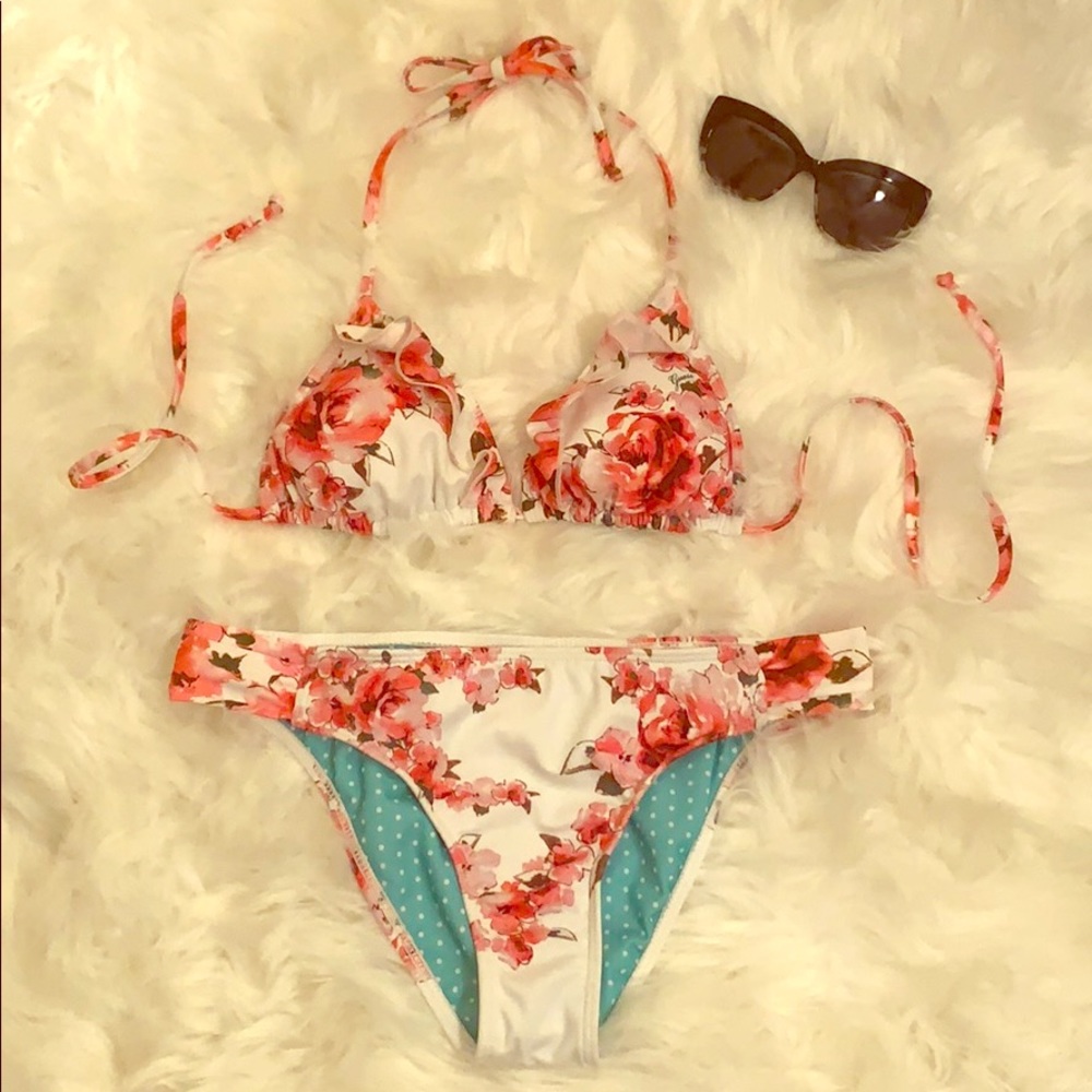 🌹Guess Smell the Roses Bikini Set